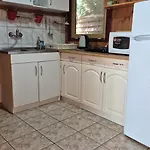 6 Osobowy Nad Samym Jeziorem Na Kaszubach 펜션